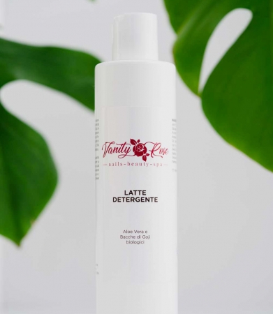 Latte detergente idratante all'aloe vera e bacche di Goji biologici
